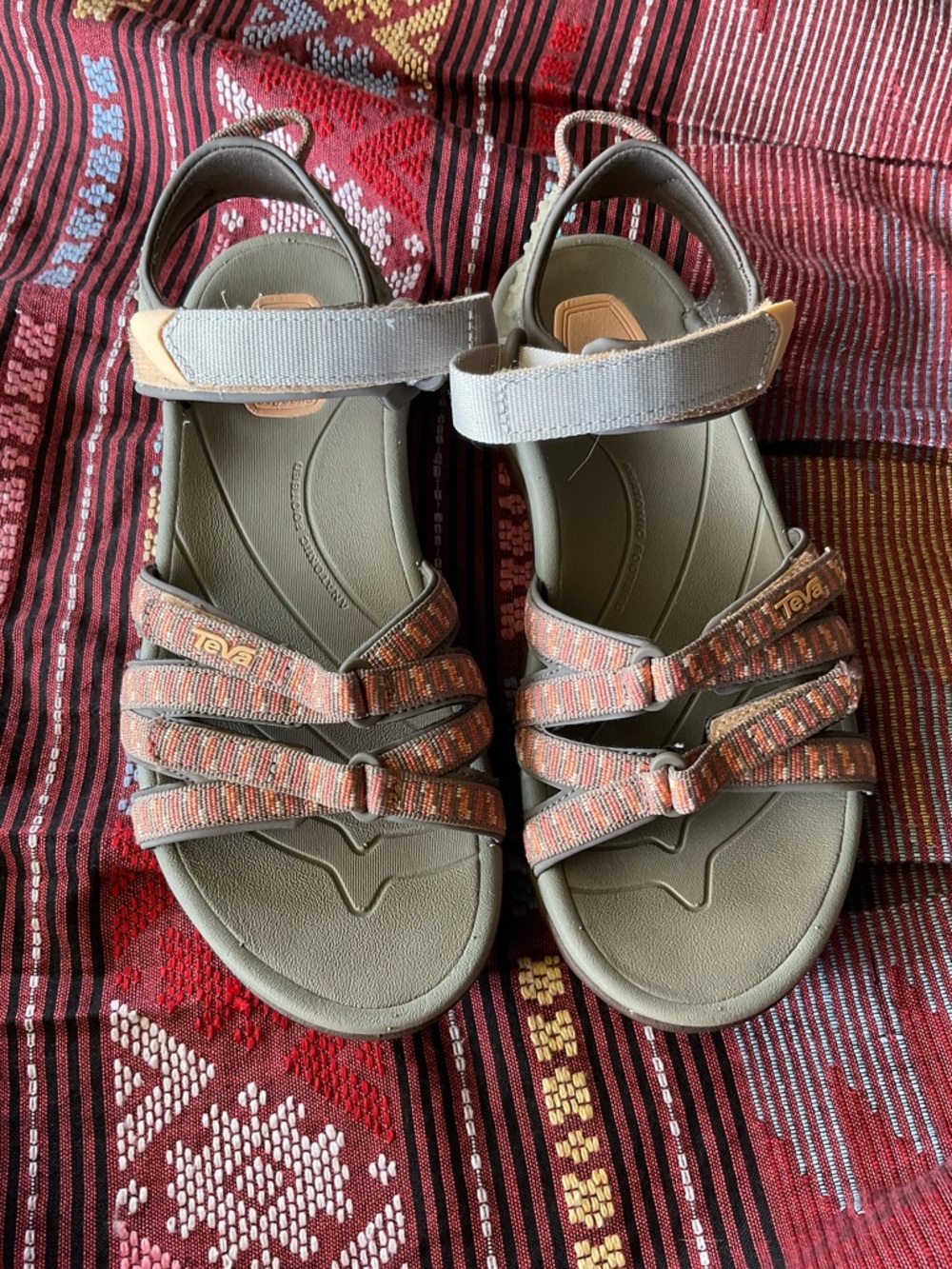 Teva Women’s Multicolor Strap Hiking Sandals Size 8
